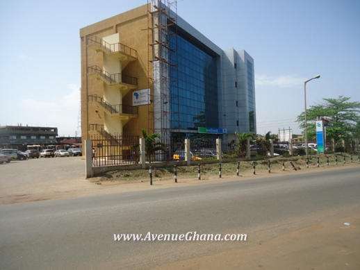 Commercial property for rent in Tema Ghana, office facility to let at Tema community one near the main Harbour