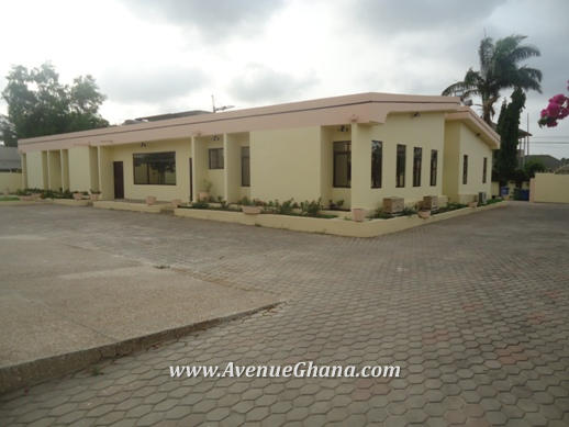 15 bedroom house for rent in West 
