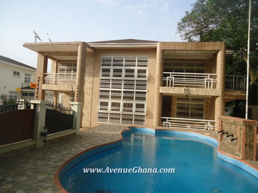 5 bedroom furnished house with swimming pool and 2bq for rent in North Ridge, Accra
