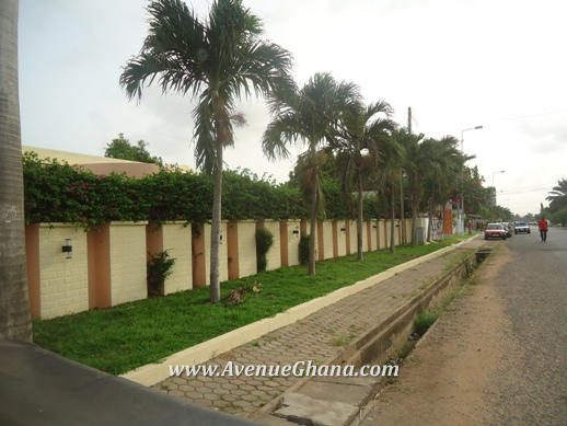 House for rent in Airport, Accra