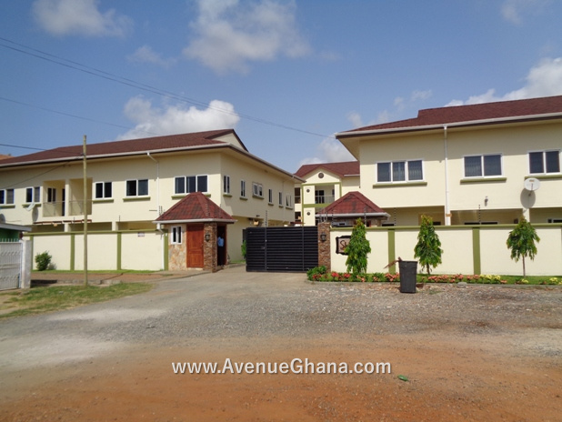 For rent, 3 bedroom townhouse to let at Tema Community 6 near SOS Ghana
