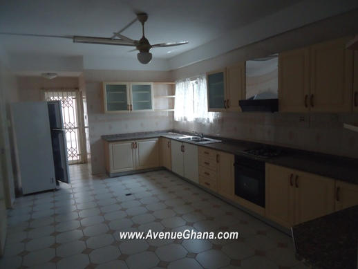 4 bedroom townhouse for rent in Cantonments near Ghana International School (GIS) Accra