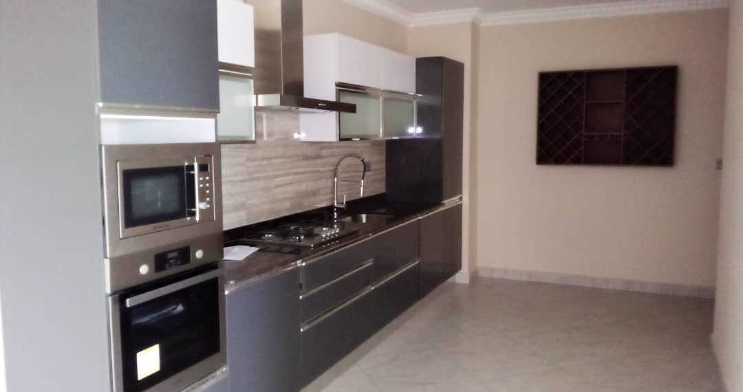 Executive 3 bedroom apartment to let near Accra Mall
