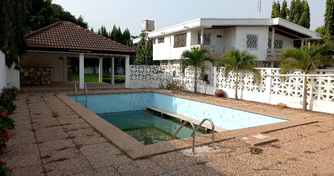 5 bedroom house with swimming pool and 2-bed outhouse to let at East Legon in Accra Ghana